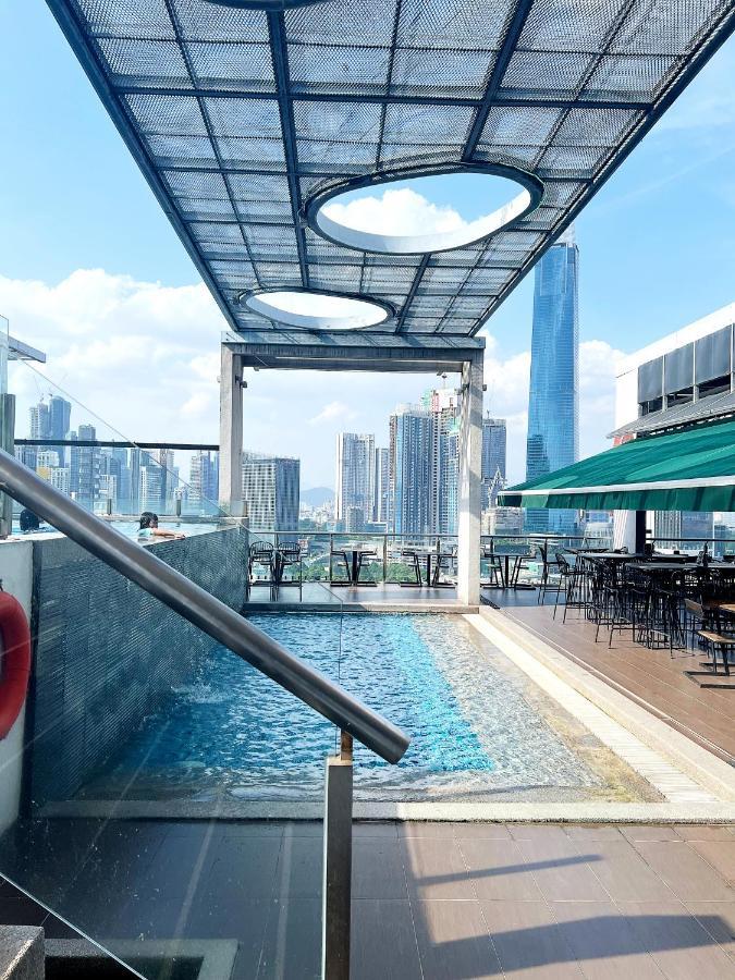 Infini Suites@ D'Majestic Place Куала-Лумпур Экстерьер фото